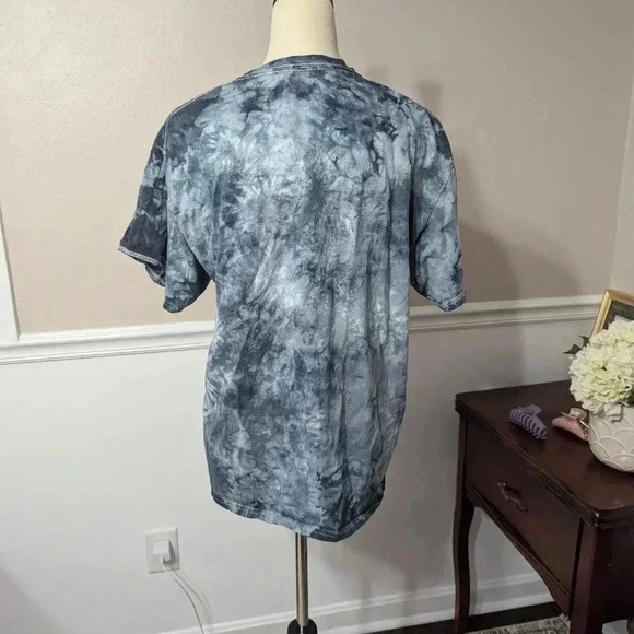 2/$10 NASA Tye dye T Shirt - Picture 3 of 5